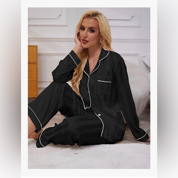 🌟3/$15 2 Piece Lounge Set - Picture 2 of 2